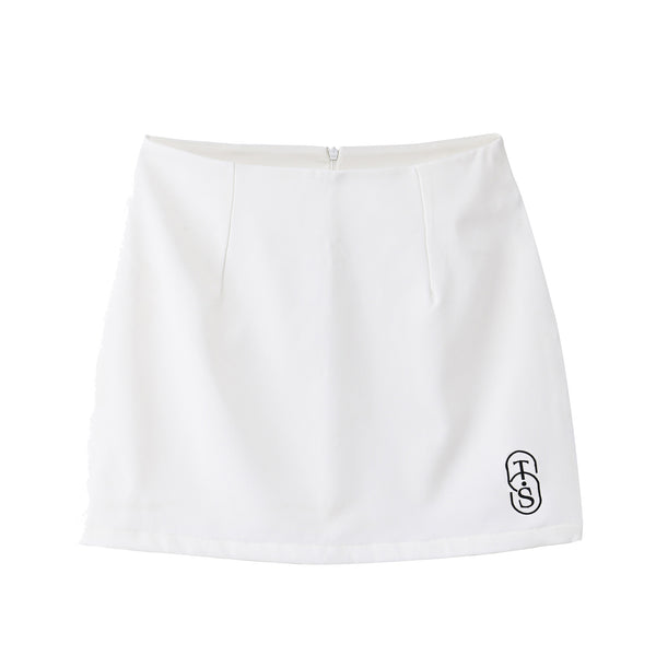 TwoSet white skirt fashion for musicians